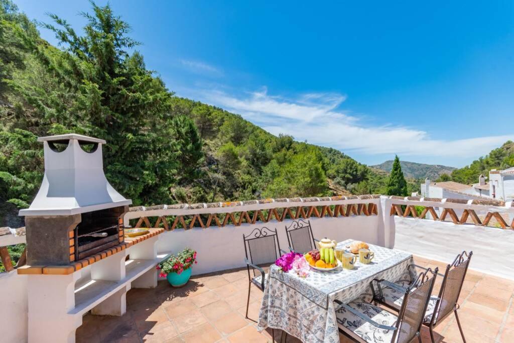 Casa Rosa, Con Encanto Y Piscina Climatizada Frigiliana Exterior foto